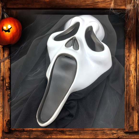 Scream Ghost Face Adult Mask 2021 Fun World Easter Unlimited Halloween Costume - Picture 2 of 5